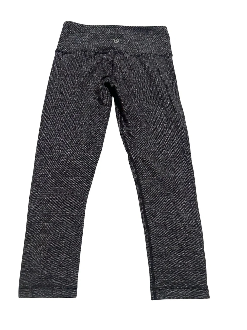 Lululemon Wunder under cropped size 4
